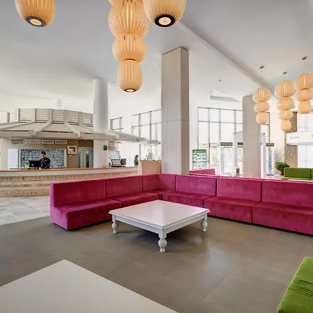 Protur Safari Park Apart Otel Sa Coma (Mallorca)